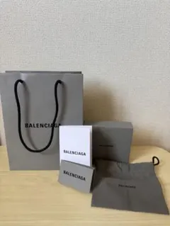 BALENCIAGA バレンシアガ 保存袋 巾着袋 グレー ロゴ入り 正規品