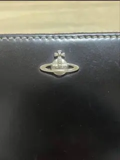 Vivienne Westwood 長財布 ラウンドファスナー ブラックのサムネイル