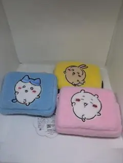ちいかわふわふわミニポーチ