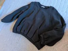 黒のスウェット トレーナーオーバーデザイン