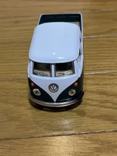 KiNSMART ワーゲンバス ダブルキャブ ピックアップ 1/34