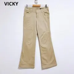 【ビッキー】フレアパンツ 　チノパン　バックポケット付き　２　ベージュのサムネイル