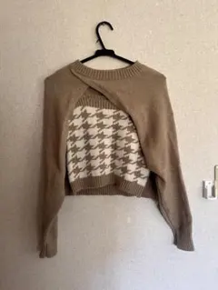 ベージュ ハウンドトゥース柄 ニットセーター