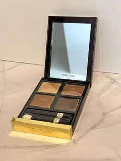 TOM FORD アイカラークォード04Aサスピション 美品