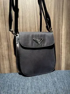 PRADA 1BD259 Margit ナイロンショルダー 黒 シーズン限定型番 - メルカリ
