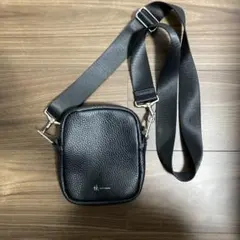 ショルダーバッグ