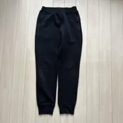 ユニクロ　ドライスウェットストレッチパンツ　140 黒