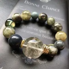 Item thumbnail for item ae4230ce-0446-4464-8fa4-9b2cacbb87e9