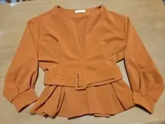 CECIL McBEE 長袖トップス ベルト付き(バブリー系)のサムネイル