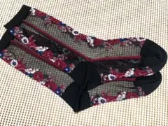新品　キワンダ　シースルー　花柄　ソックス