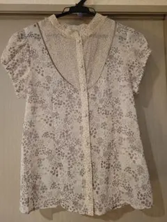 半袖ブラウス ベージュ グレー模様