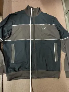 NIKE トラックジャケット ジャージのサムネイル
