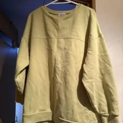 ライトグリーン クルーネック トレーナー