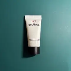CHANEL セラム N°1 ドゥ シャネル 美容液 サンプルのサムネイル