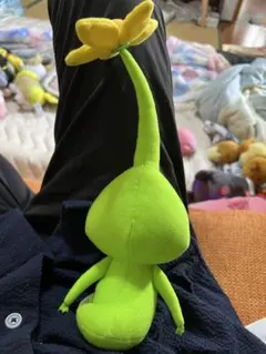 ヒカリピクミン　ぬいぐるみのサムネイル