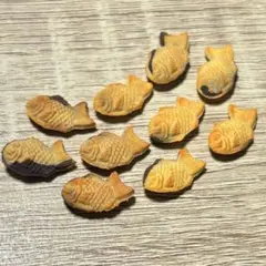 ミニチュアたい焼き　10個入り　フェイクフード　ミニチュア　たい焼き