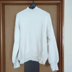 gu ハイネックセーター