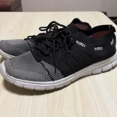 AVIREX ニットスニーカー ブラック/グレー　スリッポンのサムネイル