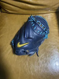 NIKE PRO GOLD キャッチャーミット 【最終値引き】 - メルカリ