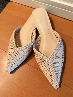 ZARA メッシュ ポインテッドトゥ サンダル ミュールのサムネイル