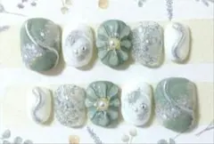 ネイルチップ❁No,517 ぷっくりお花 ニュアンス❁⃘*くすみカーキ 淡色