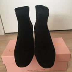 ZARA スエードショートブーツ