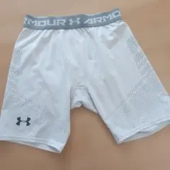 アンダーアーマー　インナーパンツ　スポーツ