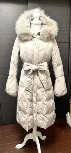 値下げ★美品★ルイルエブティック ベージュ 光沢 フード付き ダウン コート S