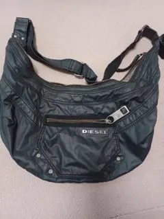 2025年最新】ディーゼル ショルダーバッグ 三日月の人気アイテム