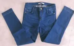 新品　ZARA スリムデニム　裾ダメージ　ブルー34