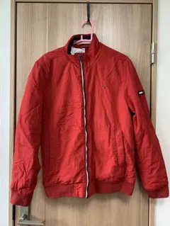 トミーヒルフィガー 赤 ジャケット