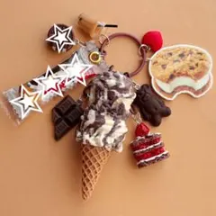 じゃらじゃらキーホルダー チョコミント ダブルアイス☆ - メルカリ