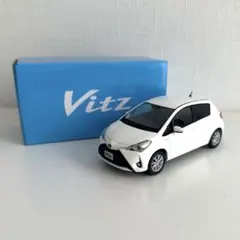 未使用！ TOYOTA★ トヨタ Vitz ヴィッツ ミニカー 非売品のサムネイル