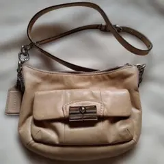 コ―チ　ショルダーバッグ