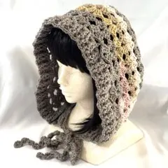 グレージュ　かぎ針編み　フード帽　ボンネット　アクリル　ハンドメイド