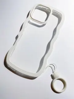 【新品・未使用】 iPhone 16 Pro Max専用ケースウェーブ クリア