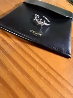 セリーヌピアス値下げ依頼ありまして送料込みなので緊急値下げしてます❗️