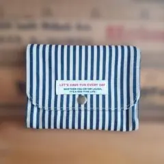 ★ファスナー仕切り付きマルチポーチ★B