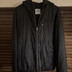 【美品】ZARA フード付きナイロンジャケット ブラック Mサイズ 軽量