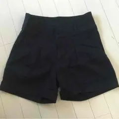 ハイウエストショートパンツ