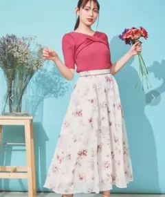 Noela ペイントラインフラワースカート