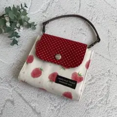 いちご柄 ミニバッグ風 ティッシュケース 吊り下げ可 ハンドメイド