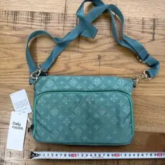 Daily russet グリーン お財布ショルダーバッグ