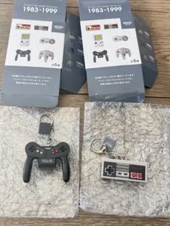 ニンテンドーミュージアム　ゲームハードキーホルダーコレクション　2つ