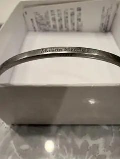 最大値下げ Maison Margiela バングル PARISのサムネイル