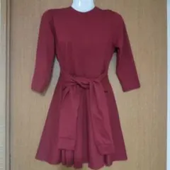 Bye　Bye　ワンピース　膝丈　深い赤
