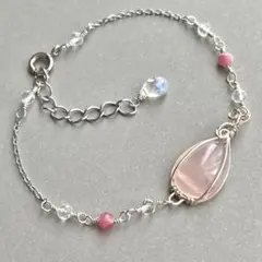 変色しにくいシルバー ローズクォーツ ブレスレット　ワイヤーラッピング