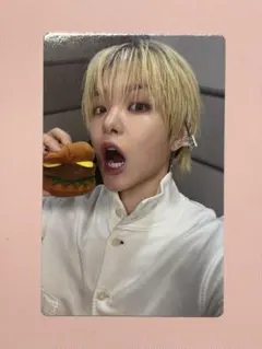 TREASURE はぴだんぶい コラボカフェ 予約特典 トレカ 東京 ジフン