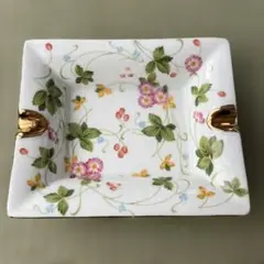 NARUMI バラの花柄 スクエア型皿 2枚セット。ナルミボーンチャイナ NARUMI ナルミ スクエアプレート 薔薇 ボーンチャイナ - メルカリ