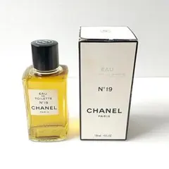 未使用品 シャネル No.19 オーデコロン 118ml 香水 オードトワレ